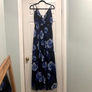 LULUs blue floral v neck maxi
